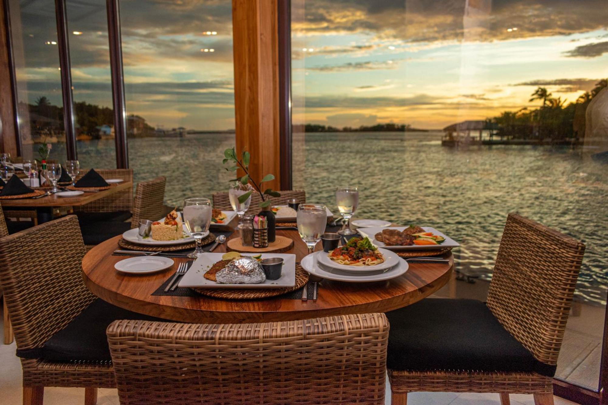 Anthony'S Key Resort Sandy Bay Exteriér fotografie