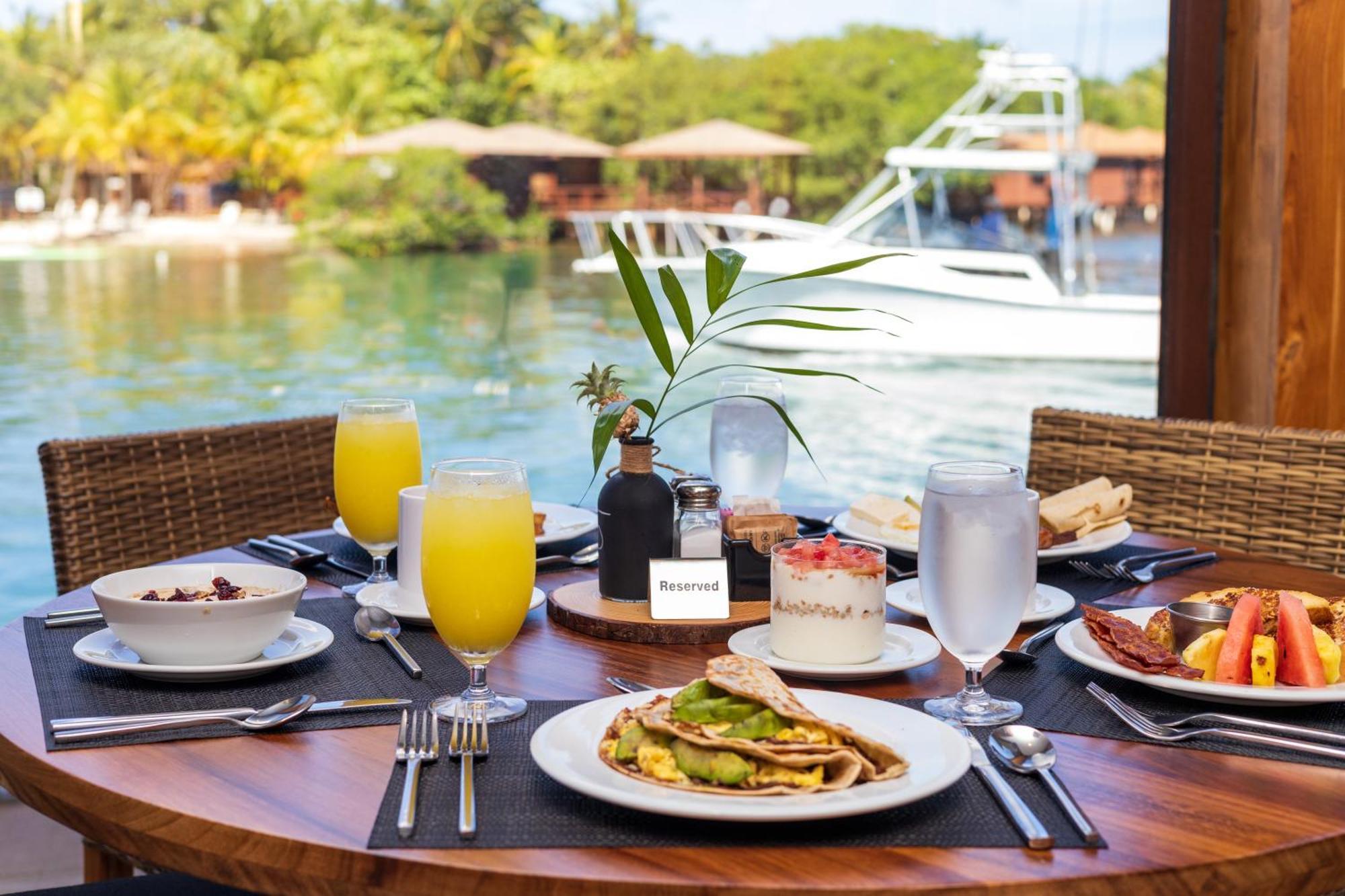 Anthony'S Key Resort Sandy Bay Exteriér fotografie